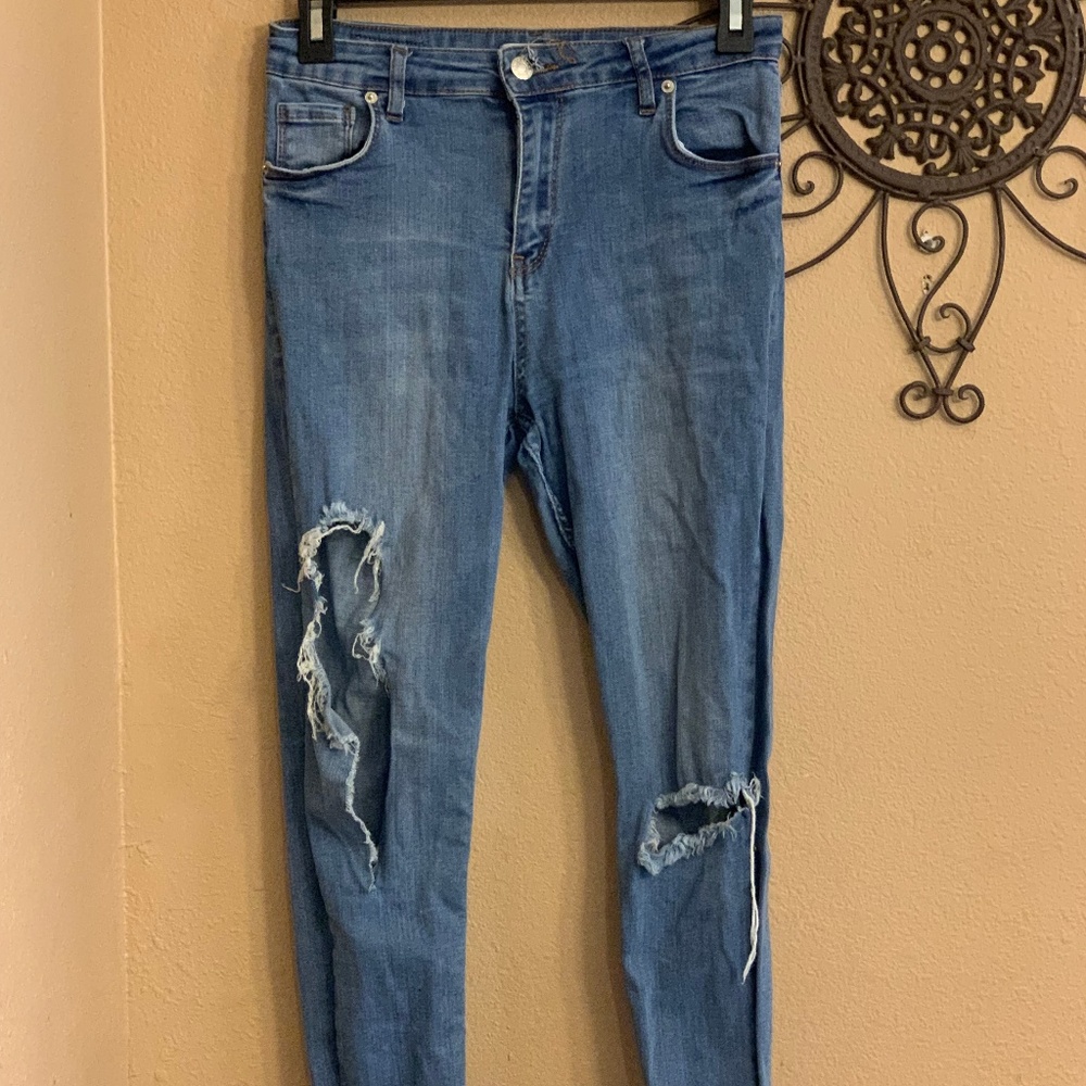 Destroyed Super Skinny Jeans